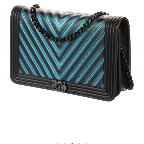 Chanel Iridescent Boy Wallet On Chain - Picture 3 of 5